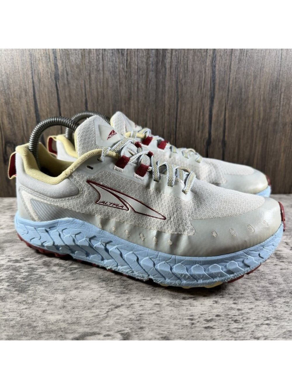 ALTRA Women's Out-road 2 Trail Running Shoe Size 8.5 US Light Blue RARE COLOR